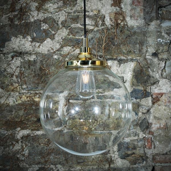 With a clean and simple design, the Laguna pendant light will bring a natural glow to any space in your home. This glass pendant light is ideal for any area where you require an unobtrusive yet effective light source.