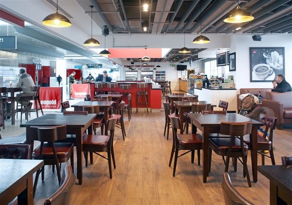 Our industrial pendant lights are suspended in Leopold Cafe at Dublin airport 