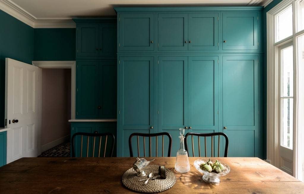 Mid-century modern Shaker kitchen from deVOL Kitchens