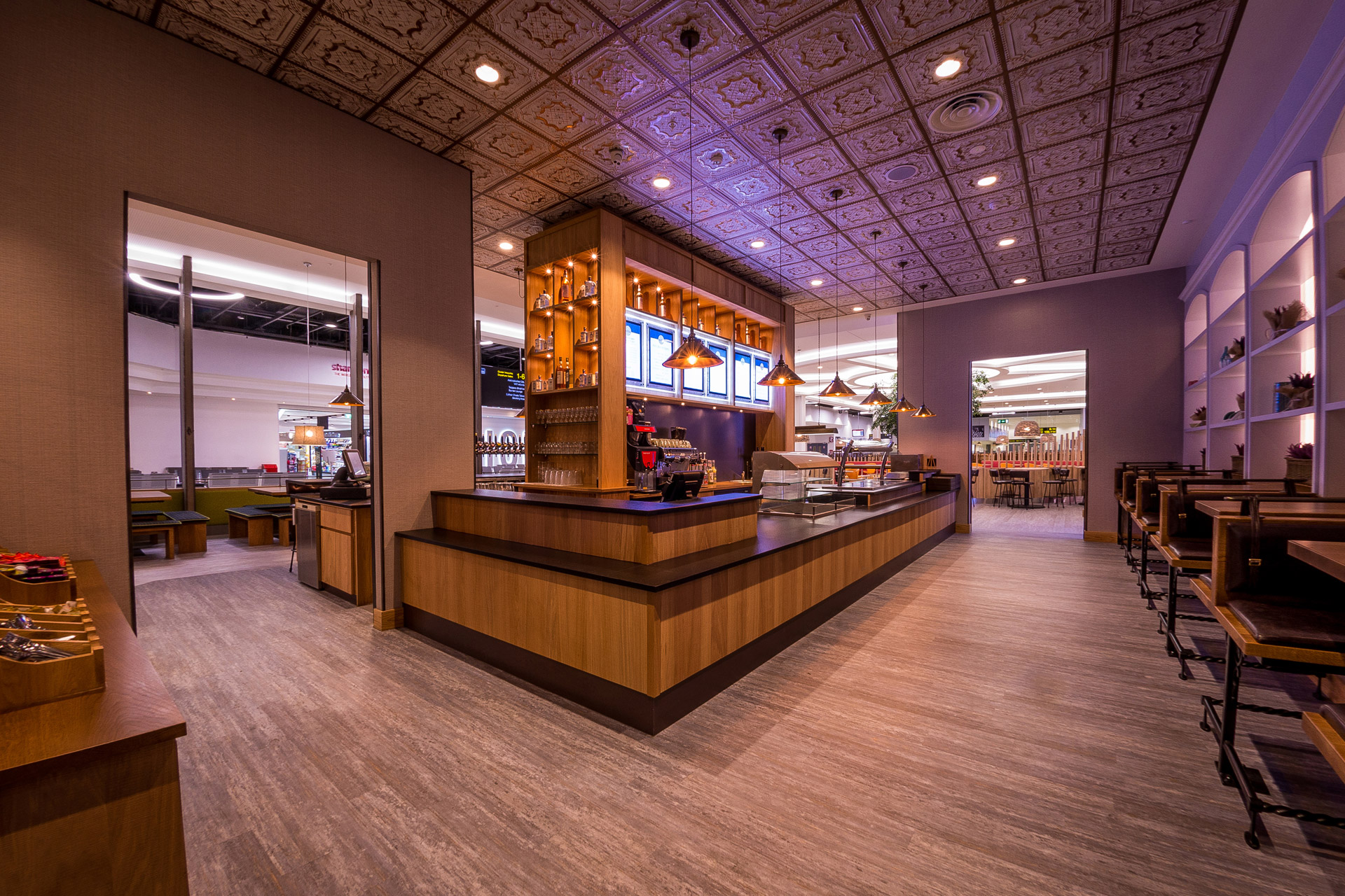 Vintage-style pendants provide warm welcome at Shannon Airport