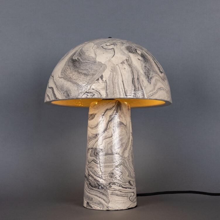 Amanita petite lampe de table champignon en c&eacute;ramique marbr&eacute;e