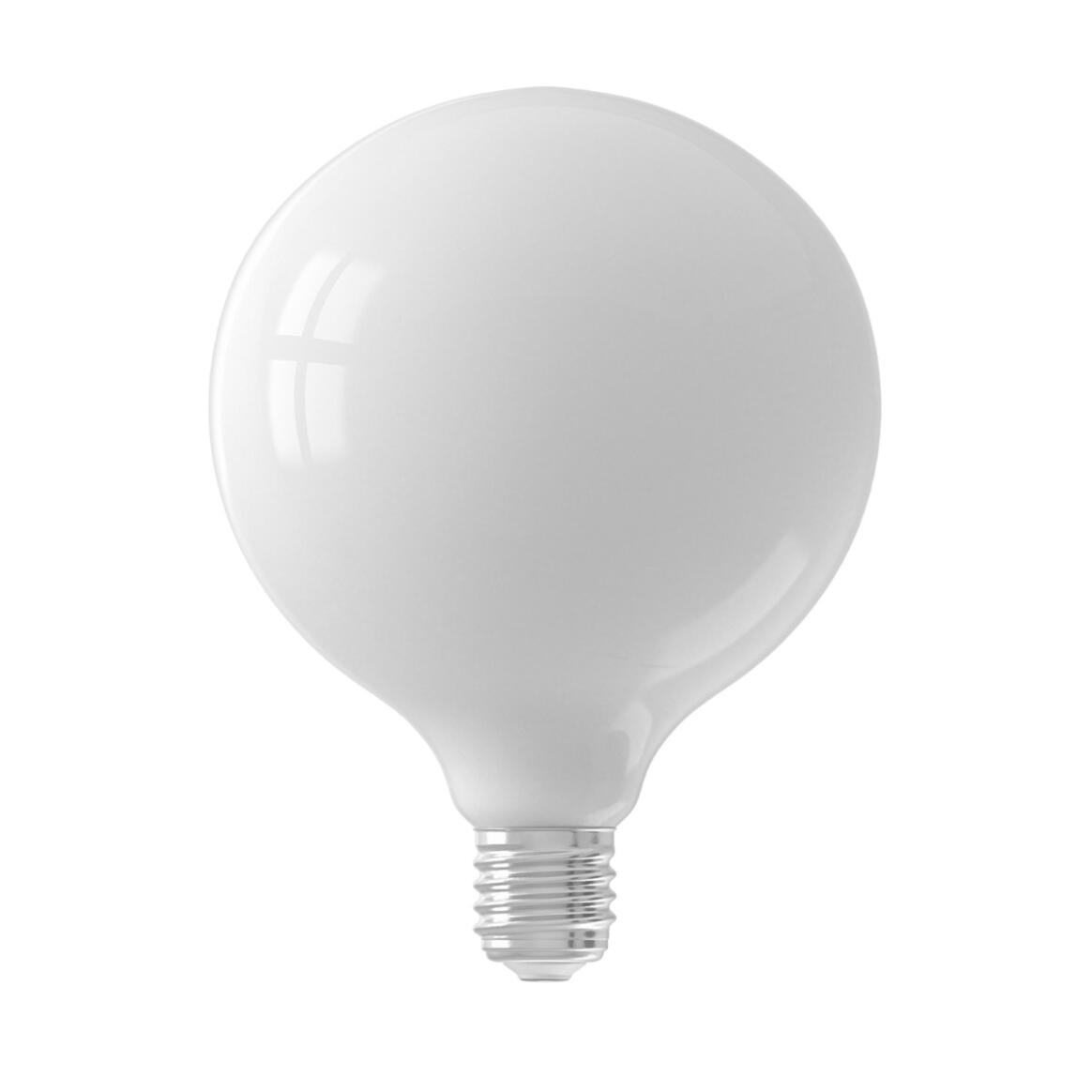 Ampoule globe LED blanc laiteux à intensité variable E27 6W 2700k 650lm 12.5cm main product image