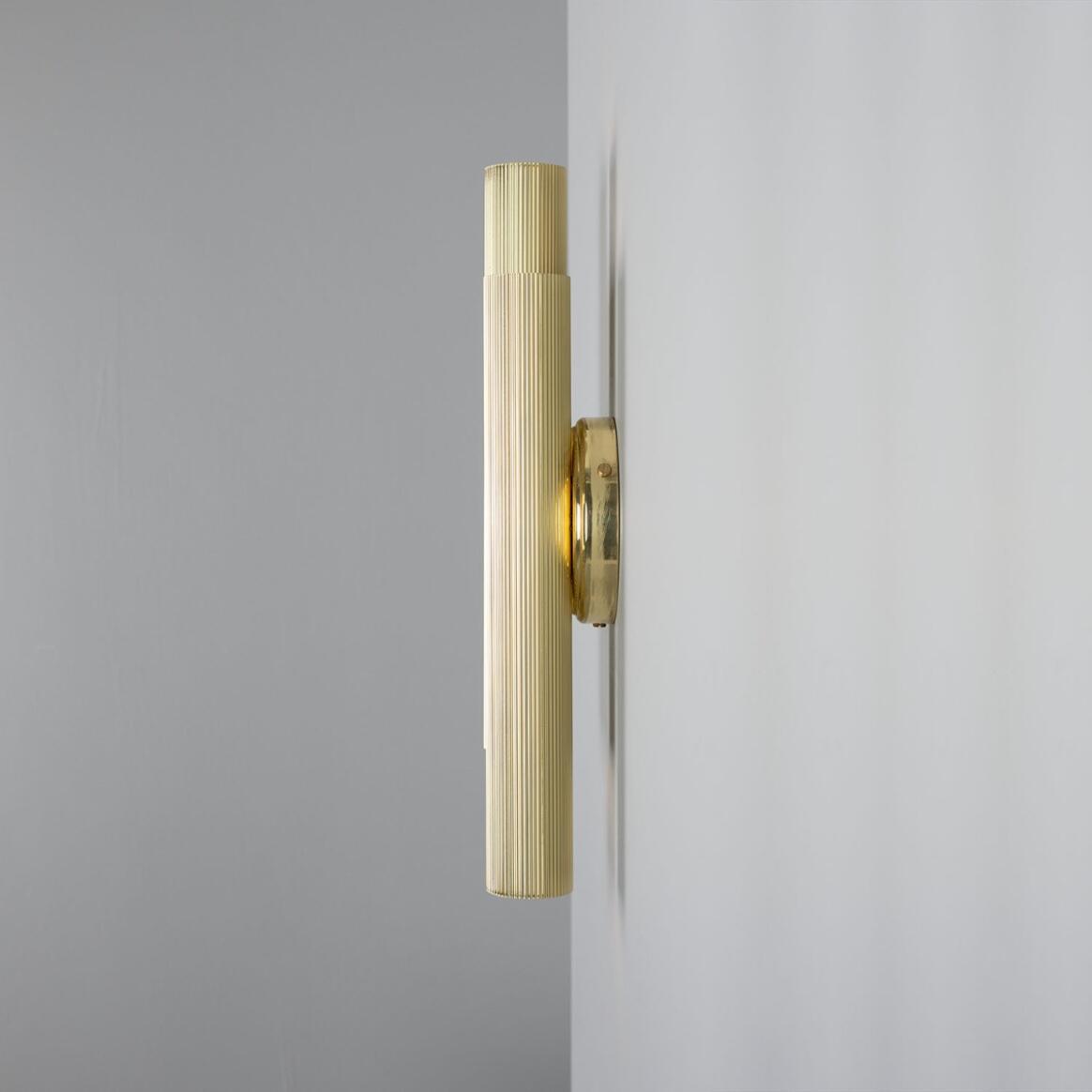 Modern brass sconce hotsell