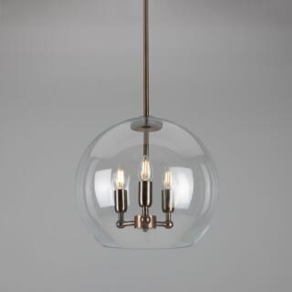 Mini lustre moderne Clermont avec globe en verre ouvert, trois lumières