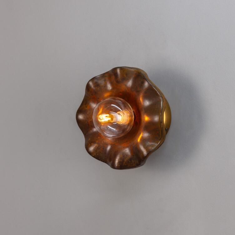Rivale Wall Sconce with Wavy Ceramic Shade, Rust Iron 8.25" IP20