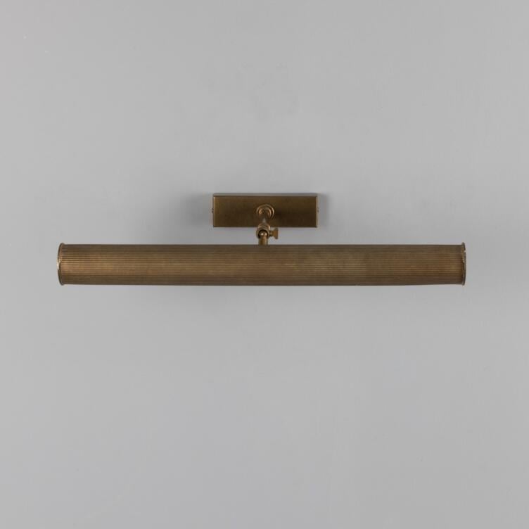 Cambridge Adjustable Reeded Brass Picture Light 20" IP20 Cambridge Adjustable Reeded Brass Picture Light 20" IP20