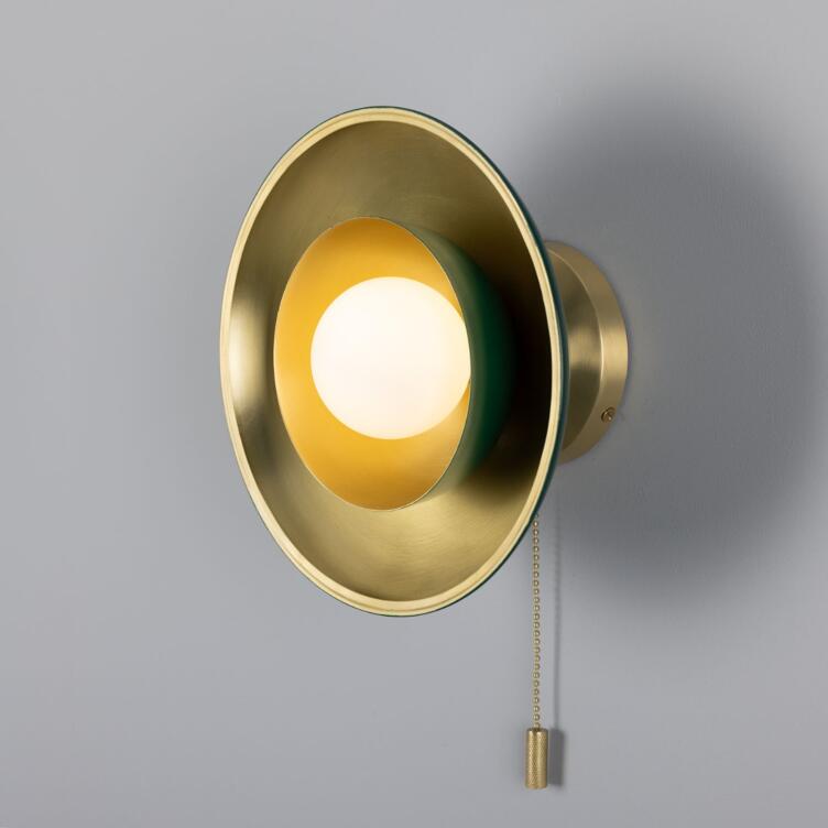 Marrakesh Art Deco Wall Light with Pull Chain 9.8", Satin Brass and Powder-Coated Racing Green, Knurled Brass Pull Chain