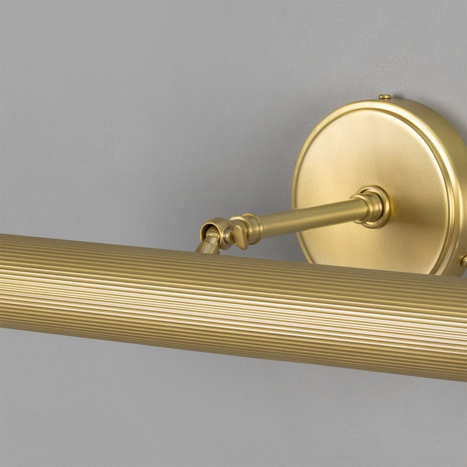 Bilbury Adjustable Reeded Brass Picture Light 50.5cm IP20