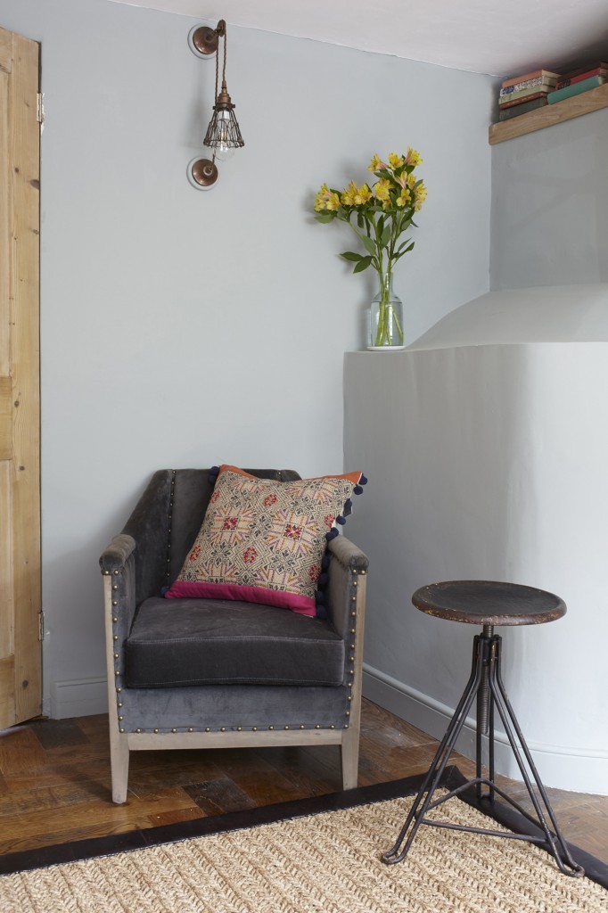 This home which was renovated on George Clarke's Old House, New Home on Channel 4 features an Apoch pulley wall light from Mullan Lighting 